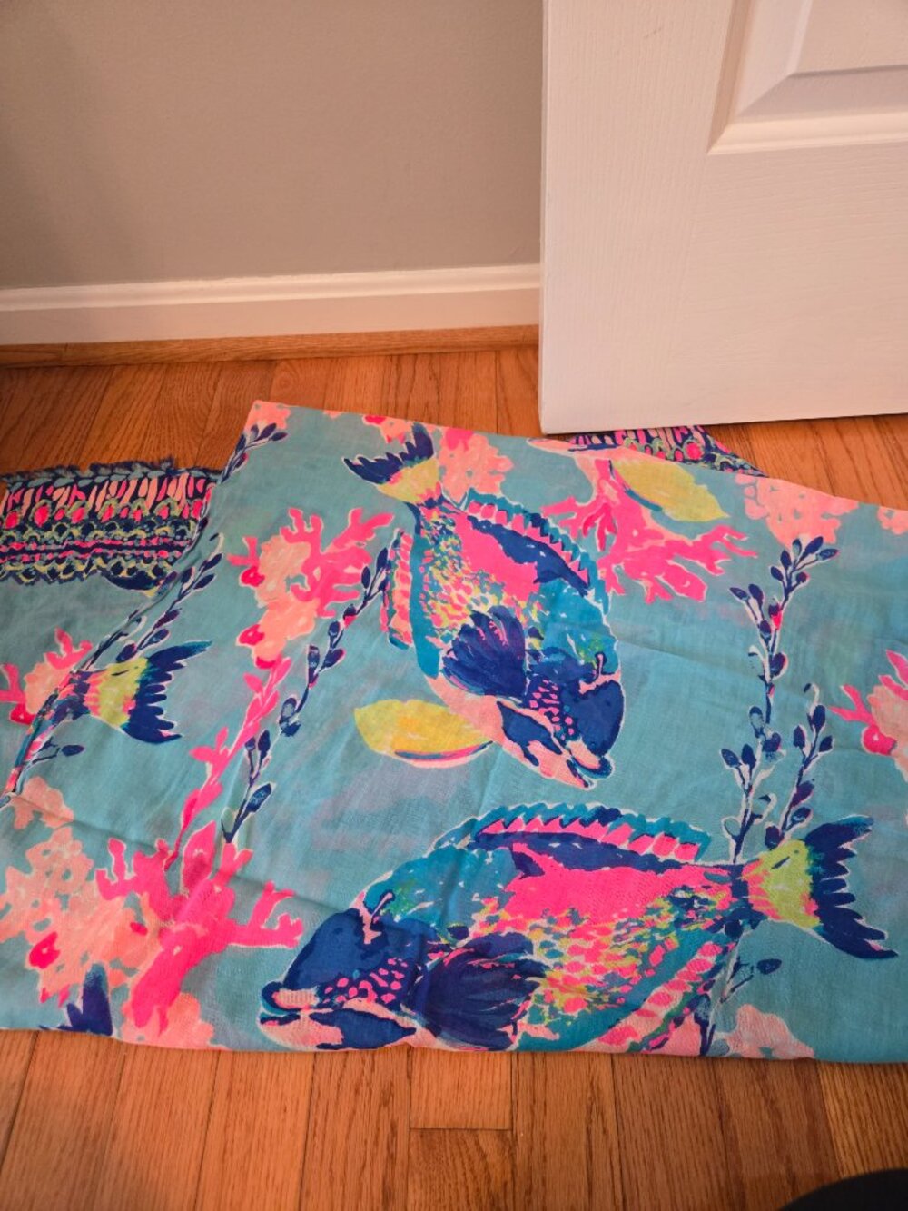 NWOT Lilly Pulitzer scarf blue patternered - Picture 3 of 4